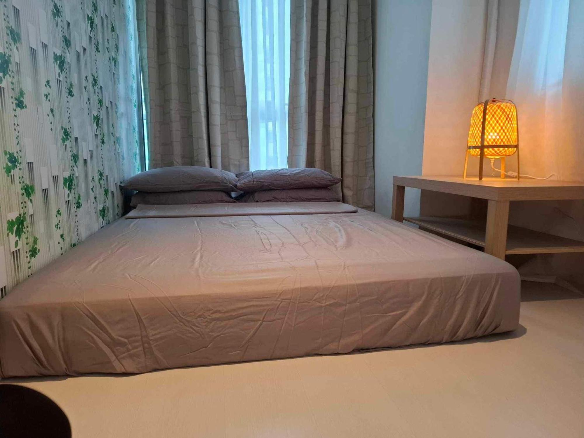 Manila Urban Resort At Azure Экстерьер фото